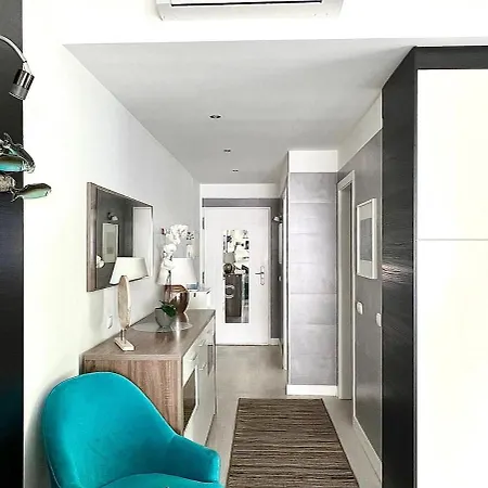 Stylish 1br Marina Park - Pool&loggia, Centrally Located Appartamento Lagos