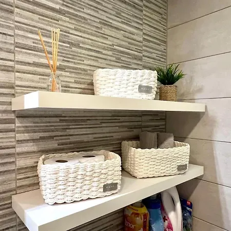 Stylish 1br Marina Park - Pool & Loggia, Centrally Located Λάγος