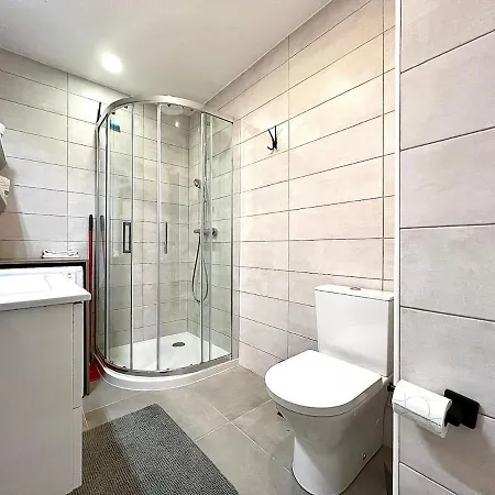 Stylish 1br Marina Park - Pool & Loggia, Centrally Located *