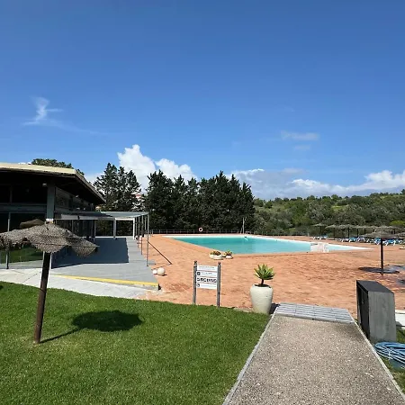 Stylish 1br Marina Park - Pool & Loggia, Centrally Located Διαμέρισμα